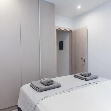 Stylish Brand New Near Megaro Mousikis * Athens