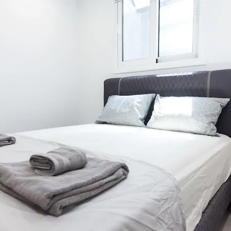 Apartment Stylish Brand New Near Megaro Mousikis Athens